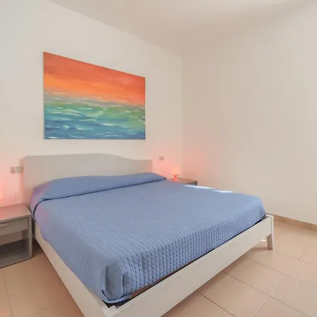 Gli Orizzonti - Goelba Apartament